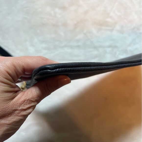 Moss Mills Black Pebbled Leather Wristlet Made in USA - Picture 12 of 13